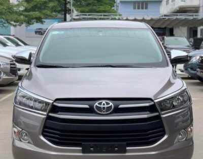 Toyota Innova 2020