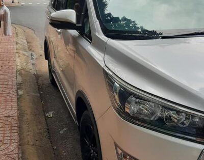 Toyota Innova Venturer 2018